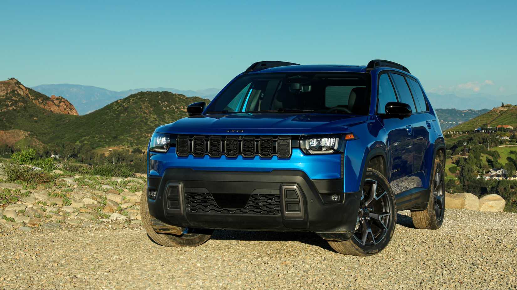 2026 Jeep Cherokee (30)