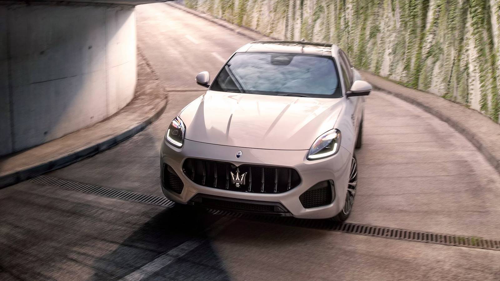 Jaguar and Maserati Have a 0.0% Chance of Hitting 250,000 Miles, According to a New Study