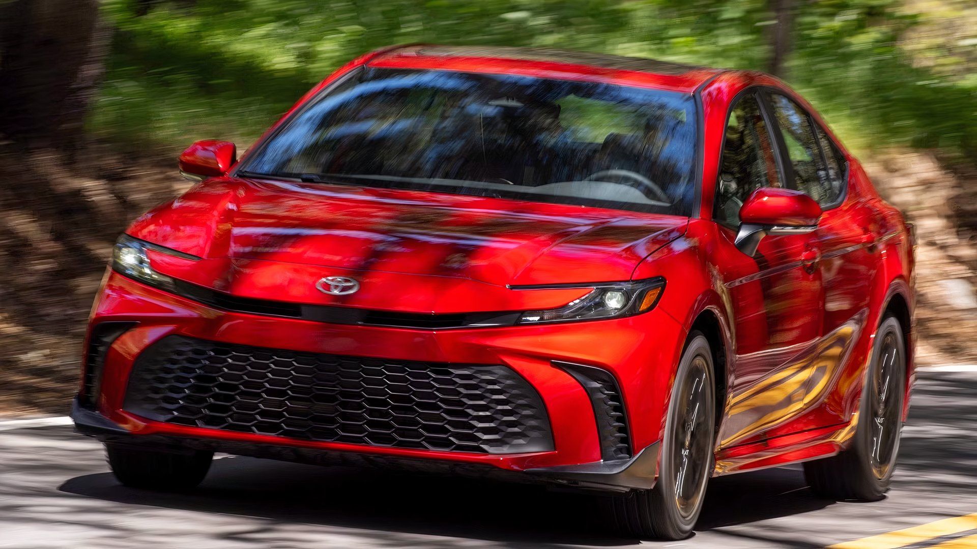 Toyota Recalls 508,000 Camry Hybrids Over Blank Instrument Cluster