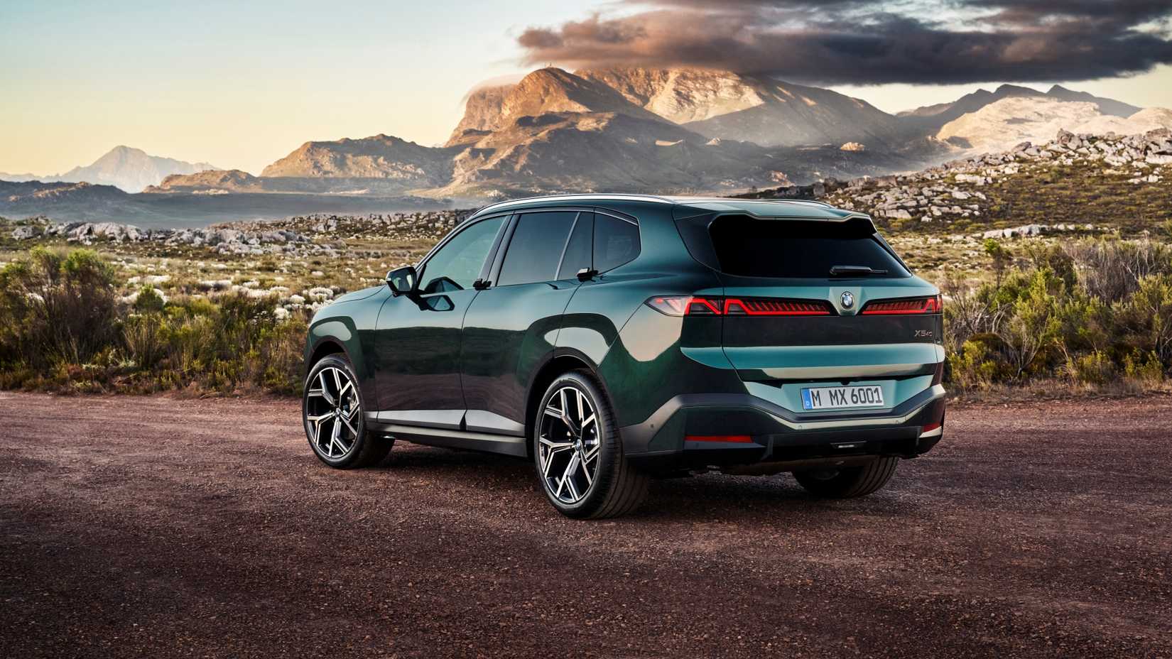 2027 BMW X5 (2)