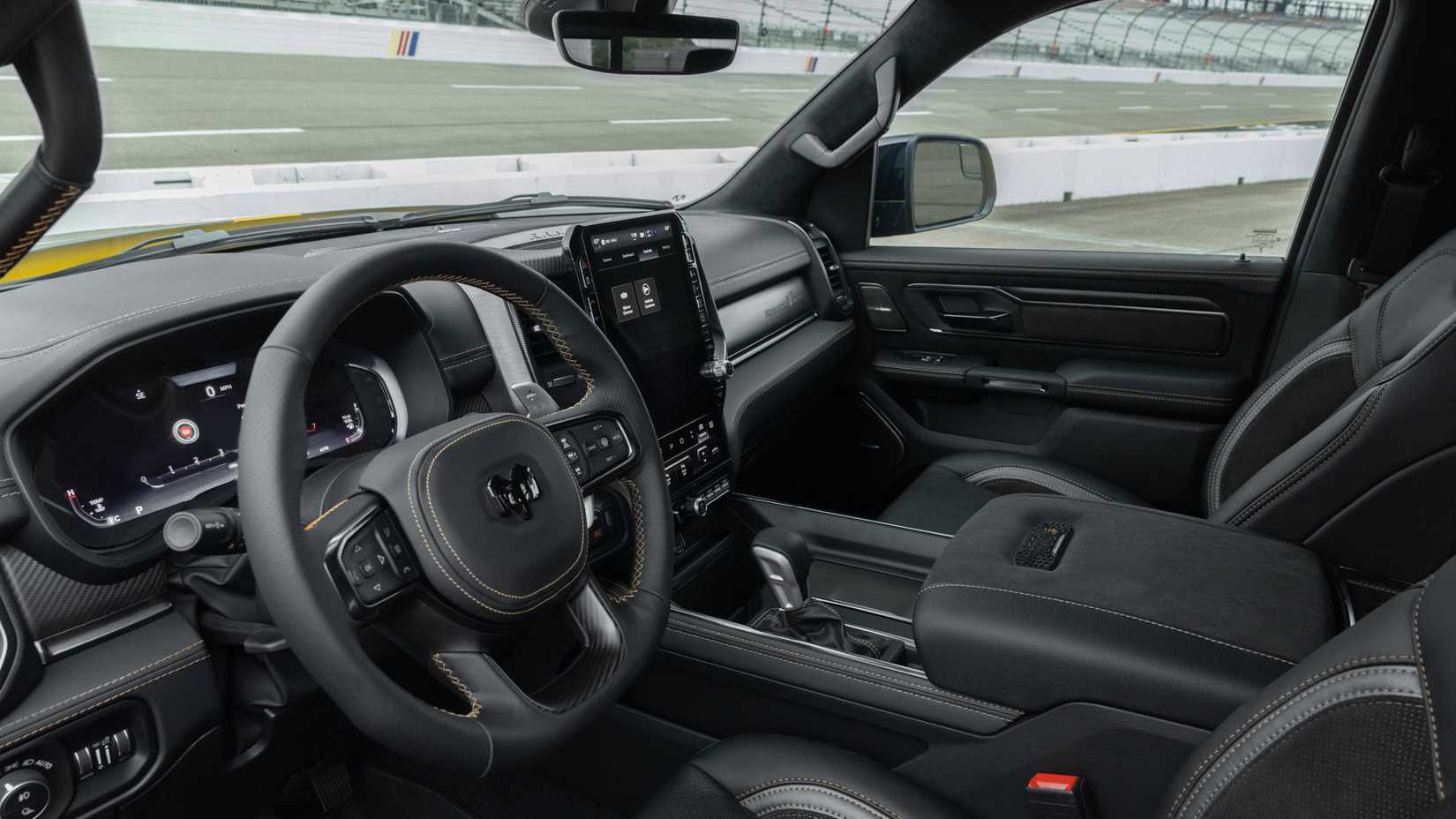 2027 Ram 1500 Rumble Bee-21
