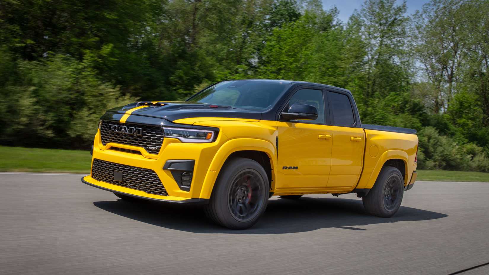 2027 Ram 1500 Rumble Bee-4