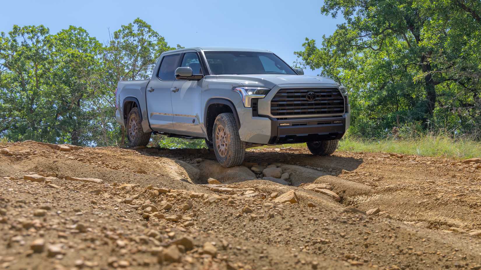 2027 toyota tundra-12