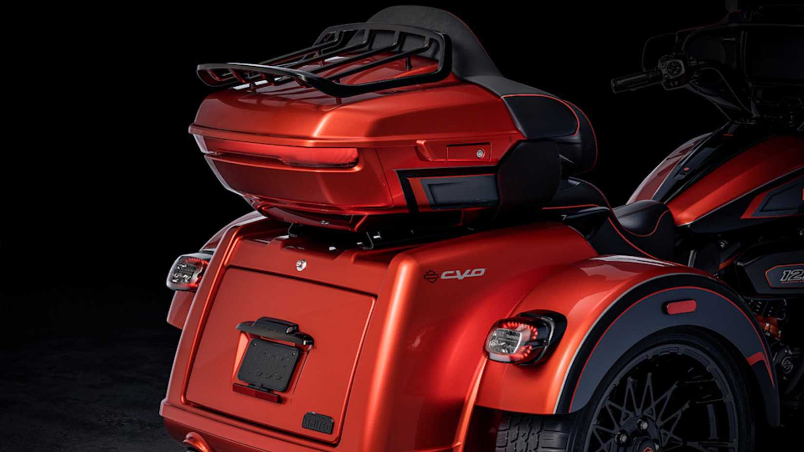 Studio shot of the 2026 Harley-Davidson CVO Street Glide 3 Limited Grand Tour Pak