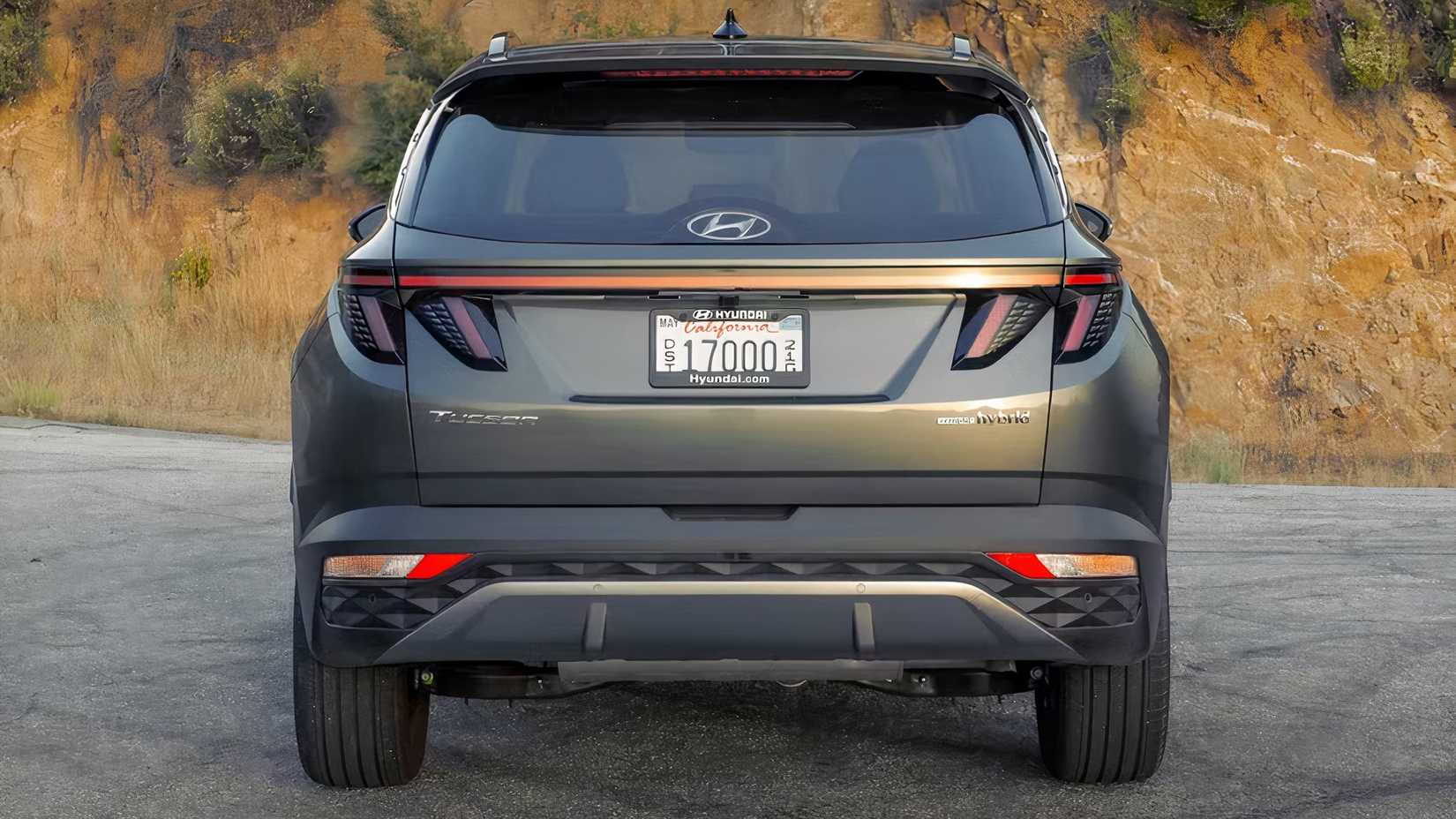 Rear shot of 2023 Hyundai Tucson Hybrid