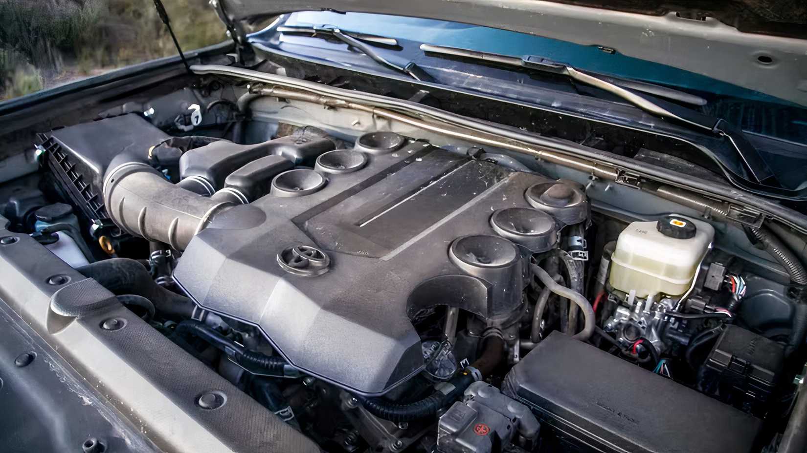 Close-up shot of 2017 Toyota 4Runner engine bay
