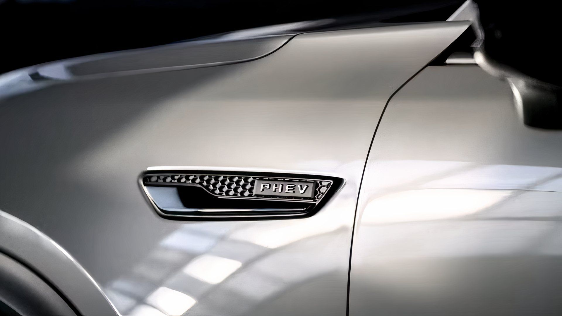 2026 Mazda CX-70 PHEV badge close-up
