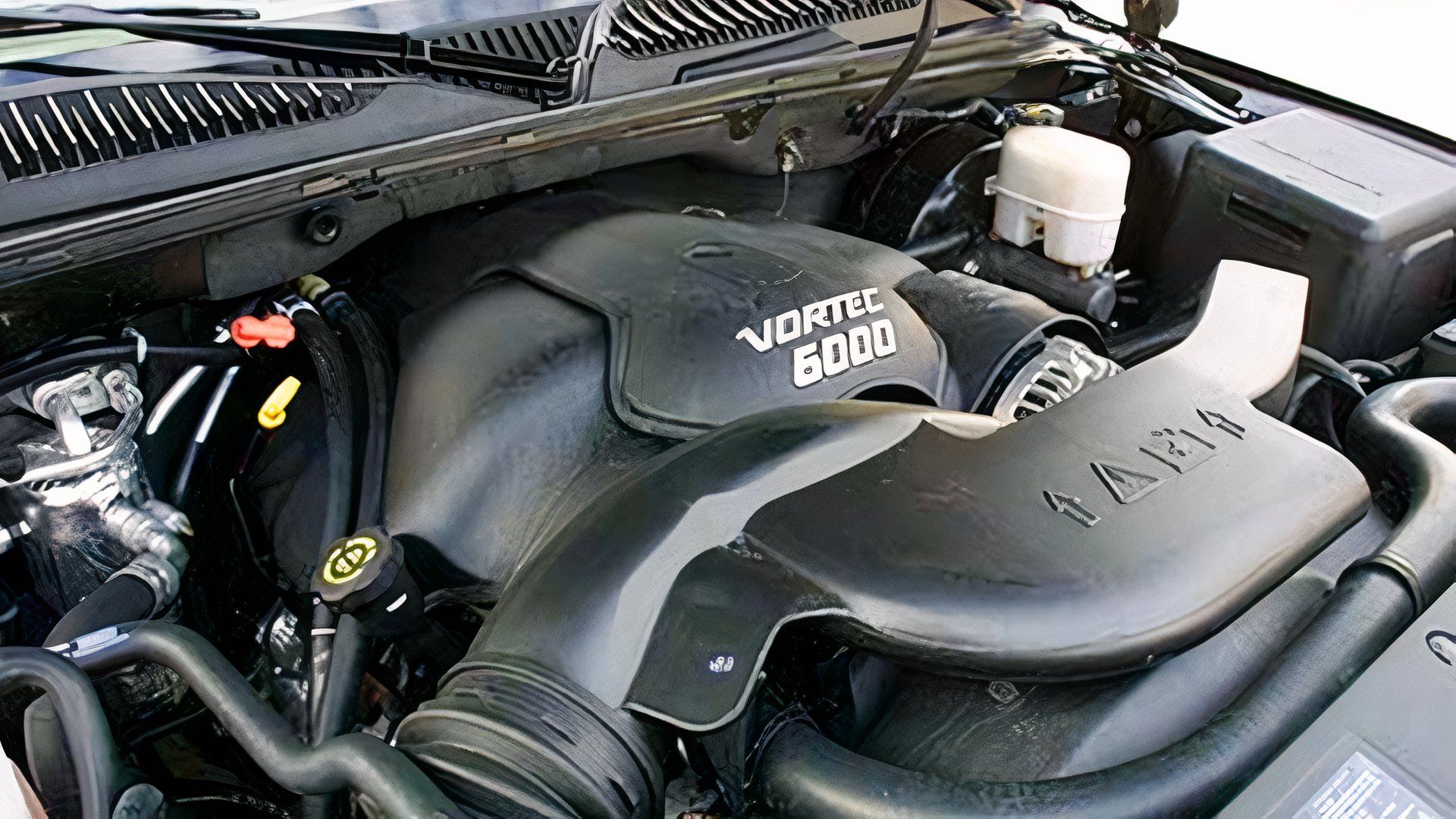 2006 GMC Yukon XL engine bay