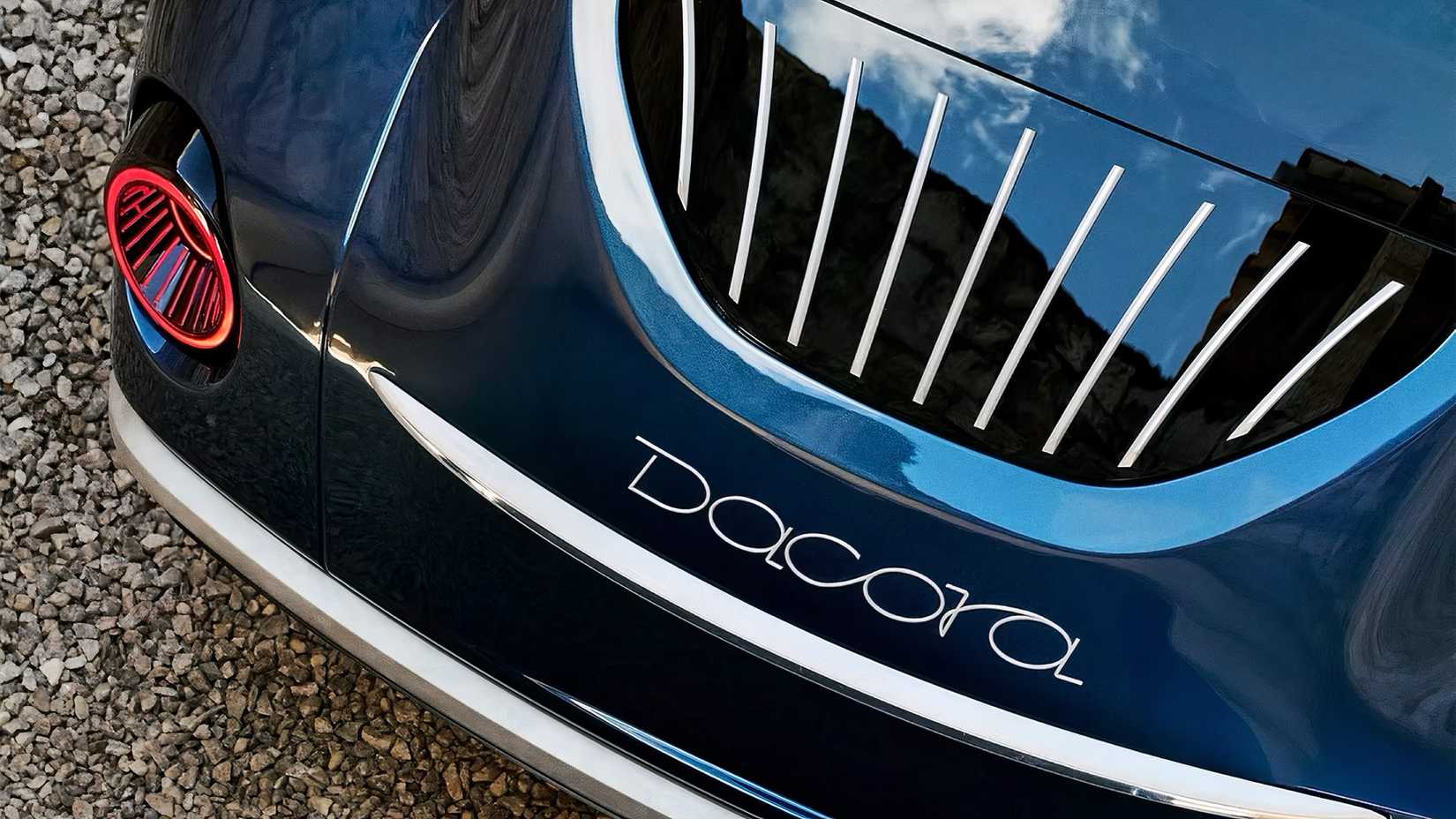 Dacora luxury car rear bumper and light