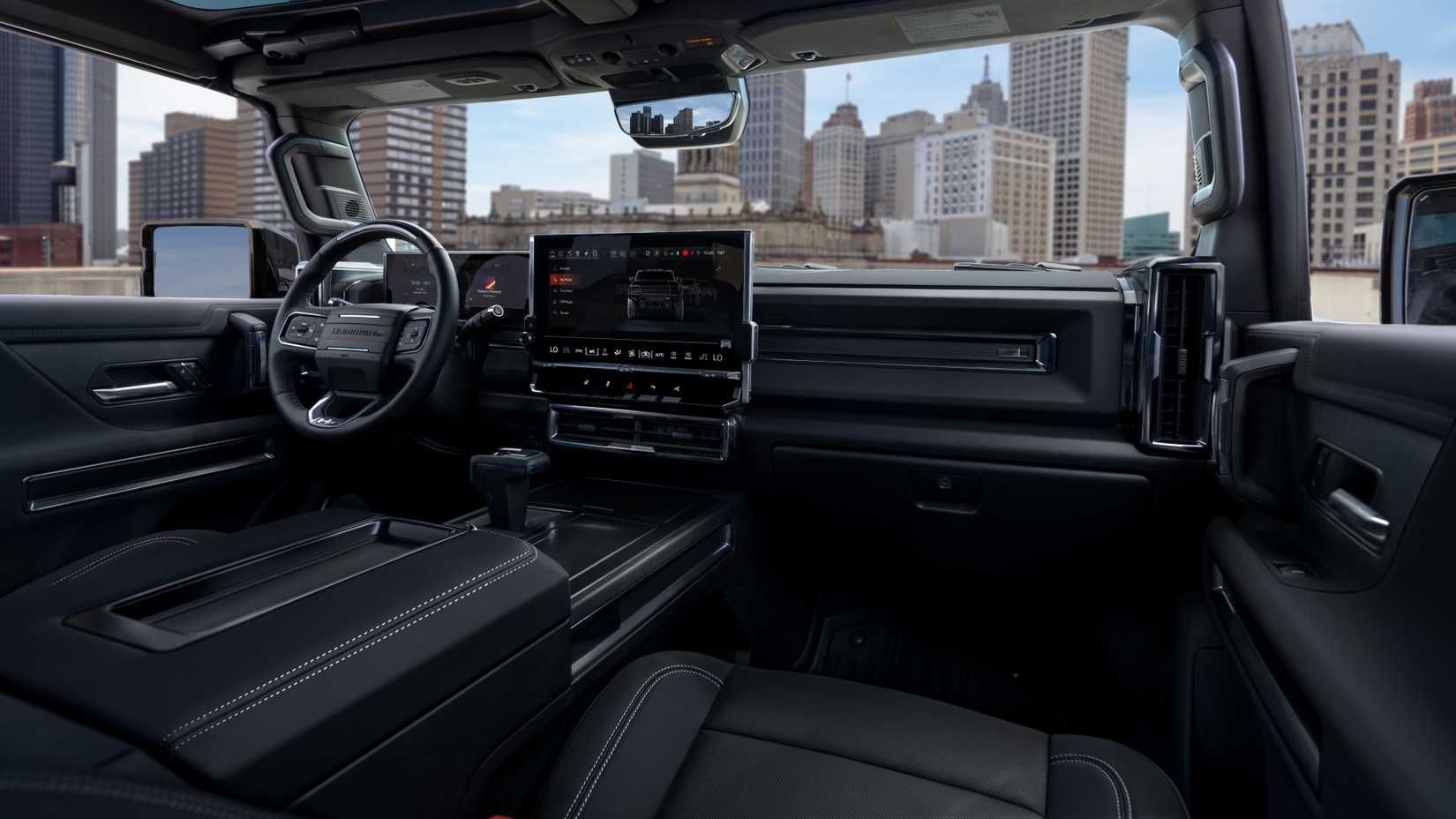 2027 GMC Hummer EV ÍCONE | 25 foto interna mostrando painel
