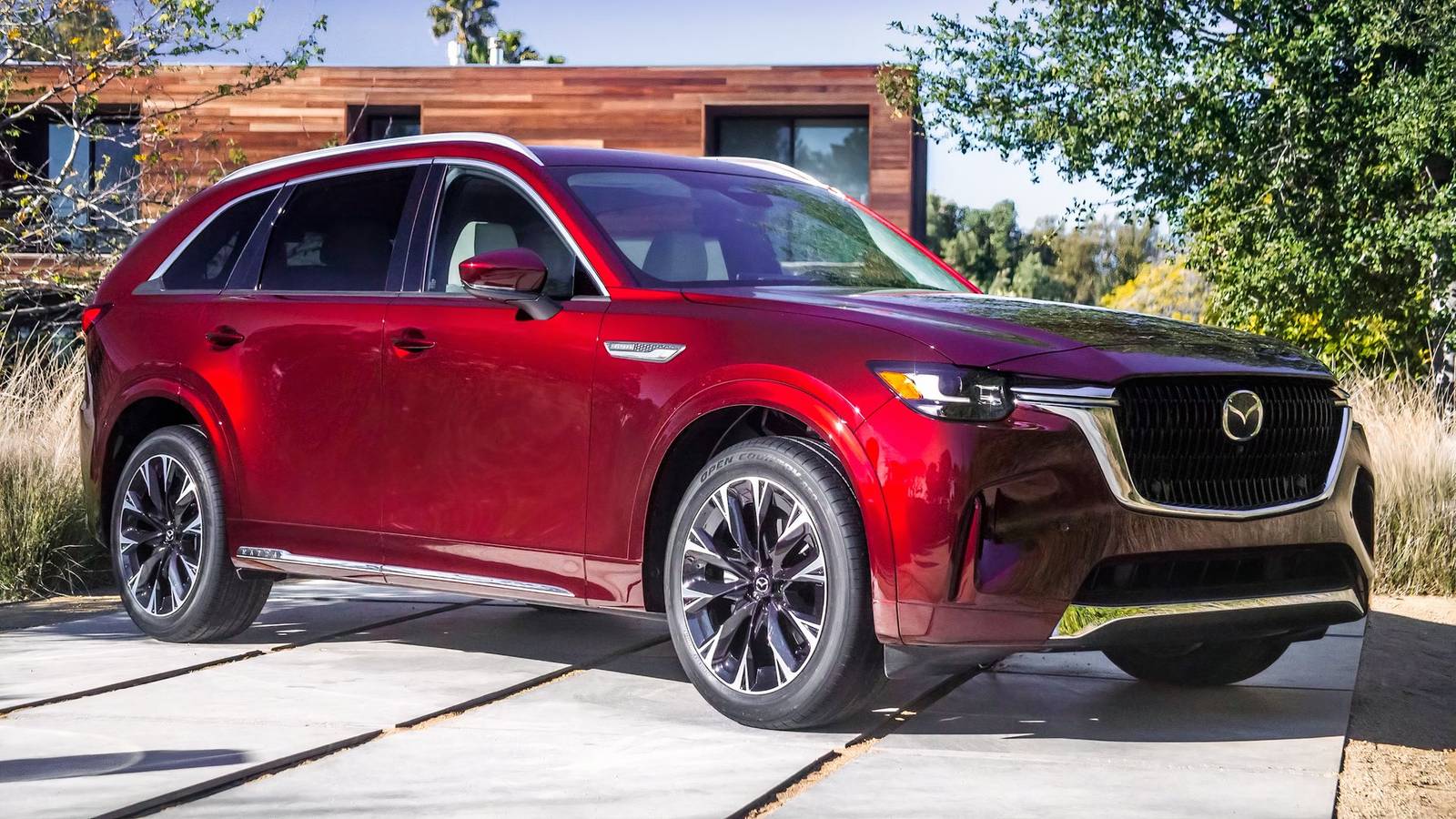 Mazda CX-90: The Turbo Inline-Six SUV Taking on BMW X5