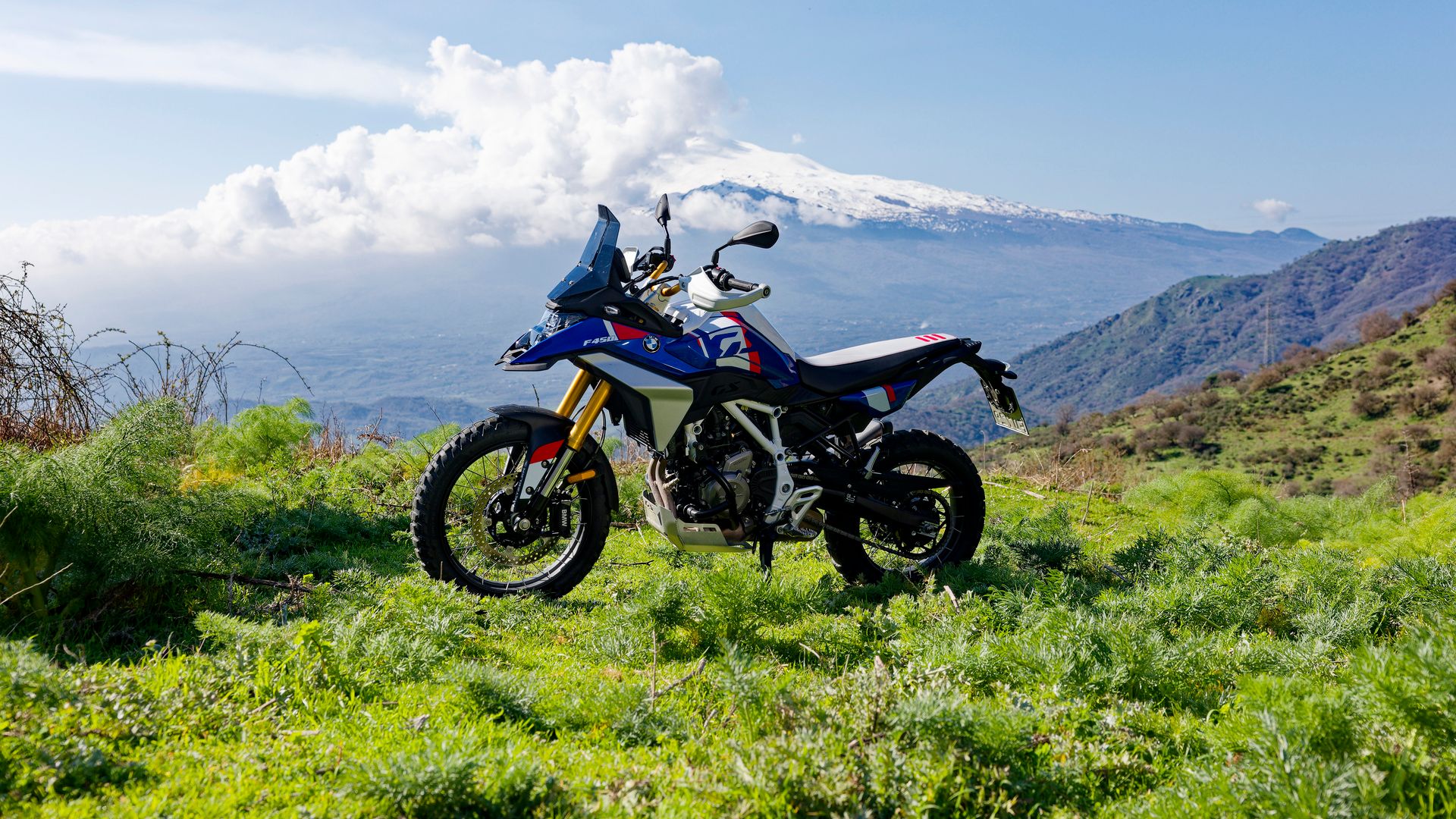 2027 BMW F 450 GS: First Look