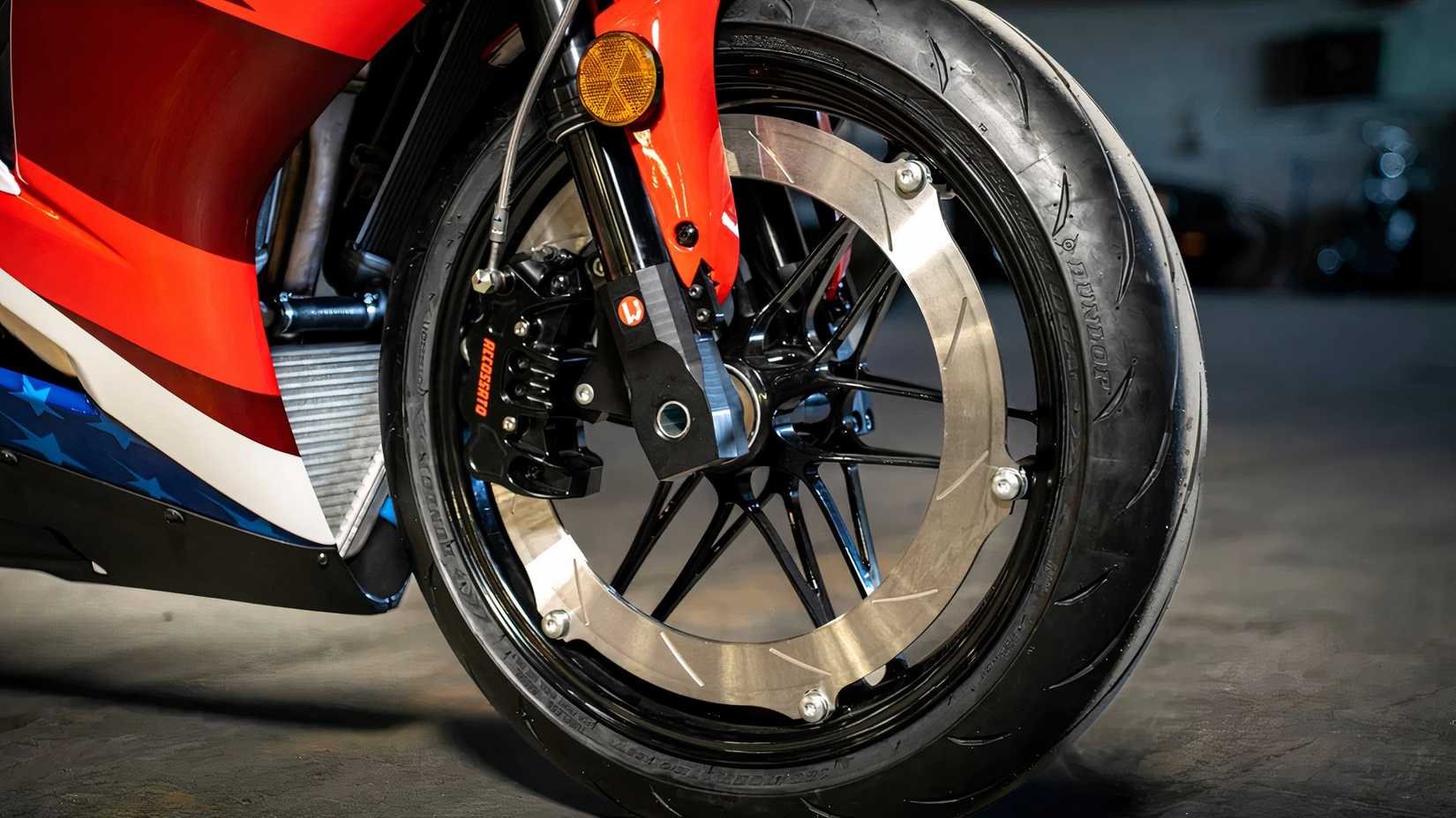 Buell Hammerhead 1190 - Front Wheel And Brake Details