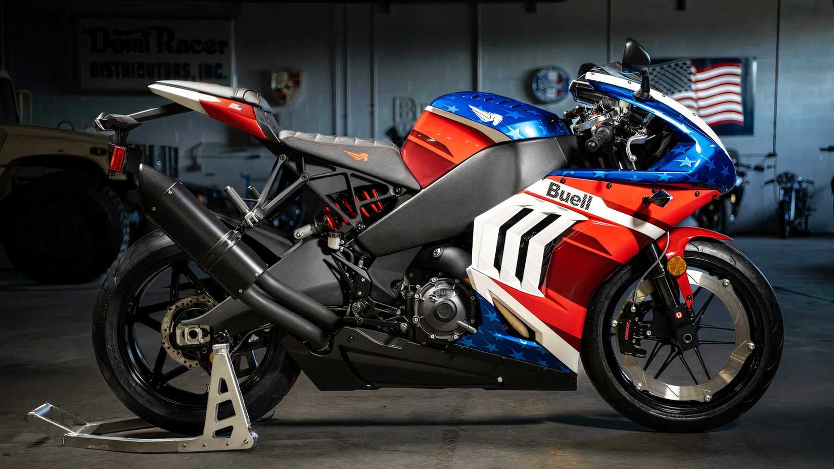 Buell Hammerhead 1190 - Studio Image Right Side