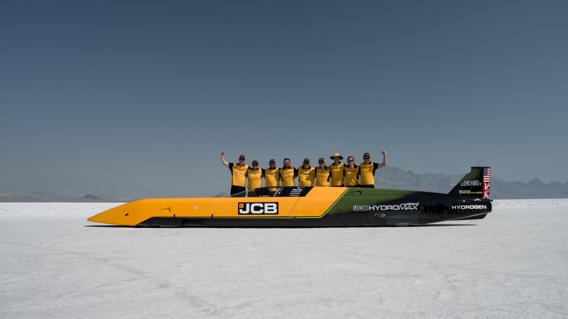 JCB Hydromax Sets 406 MPH Hydrogen Land Speed Record