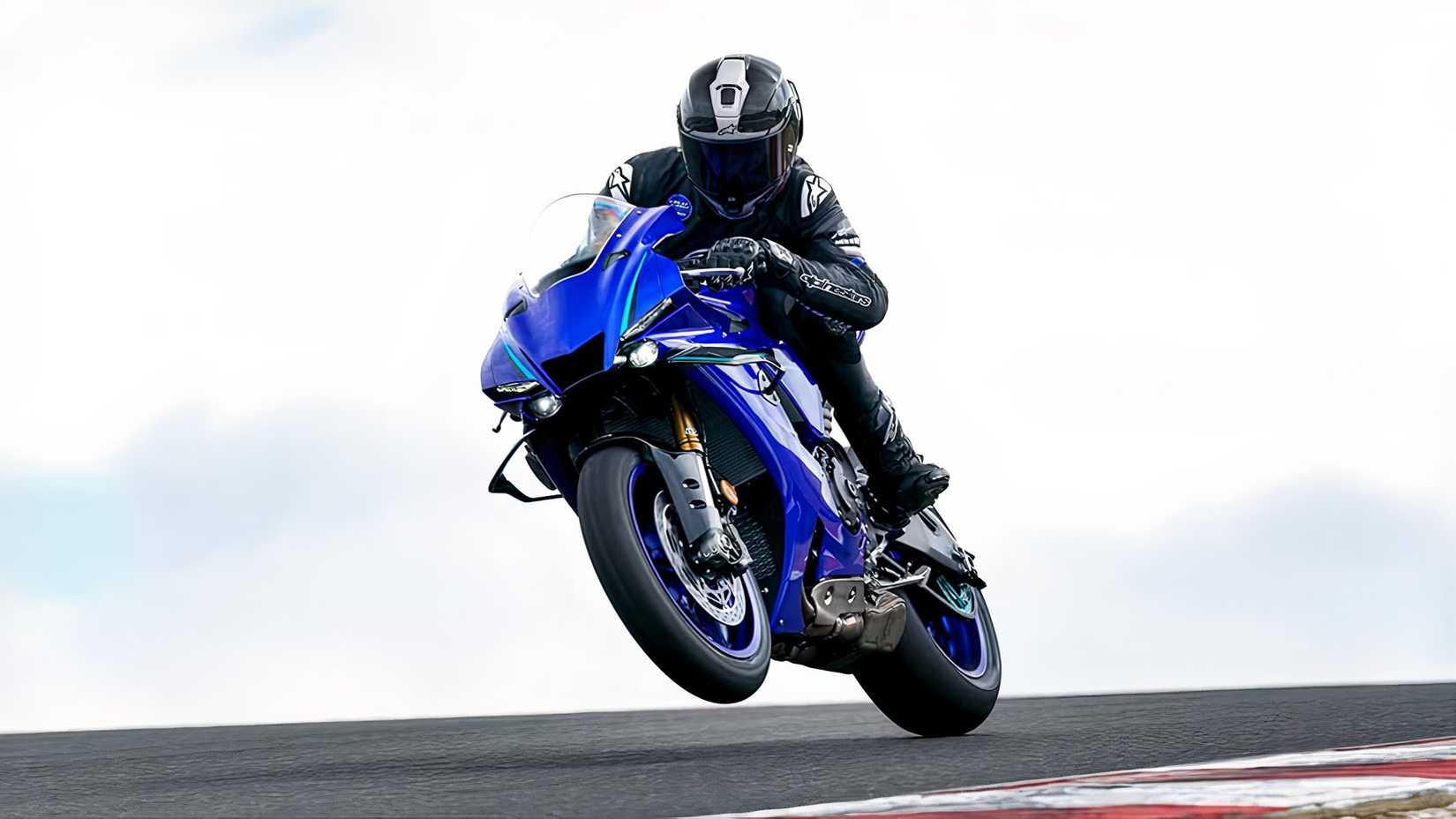 Sbk Performance The Sport Bike That Makes The Perfect First Step Into Serious Performance