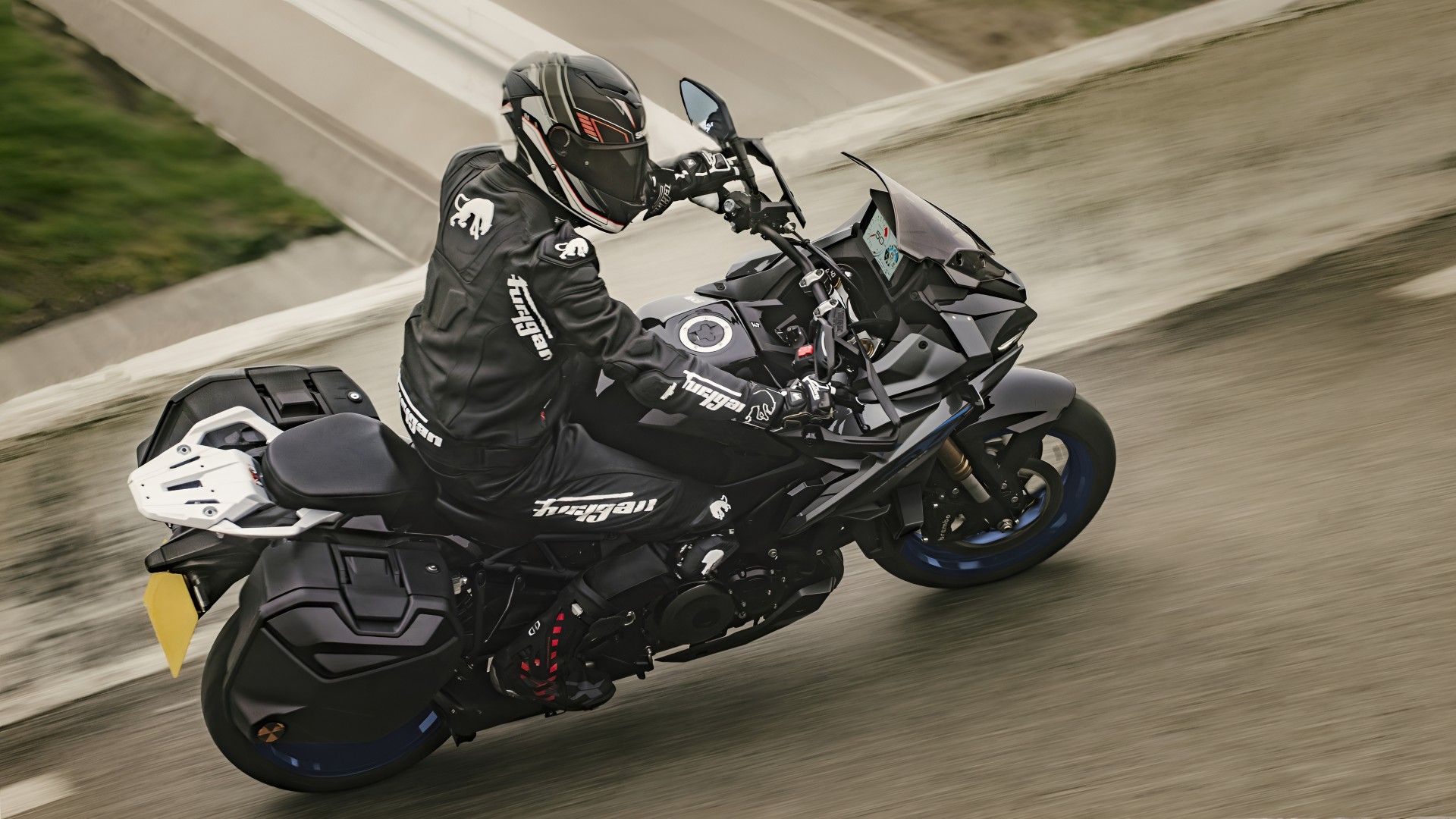 The Motorcycle With Superbike Pace And Everyday-Rider Usability