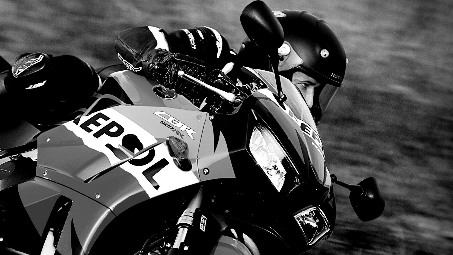 Forget The Kawasaki Ninja ZX-6R—This Honda Out-Excites It For The Same Money