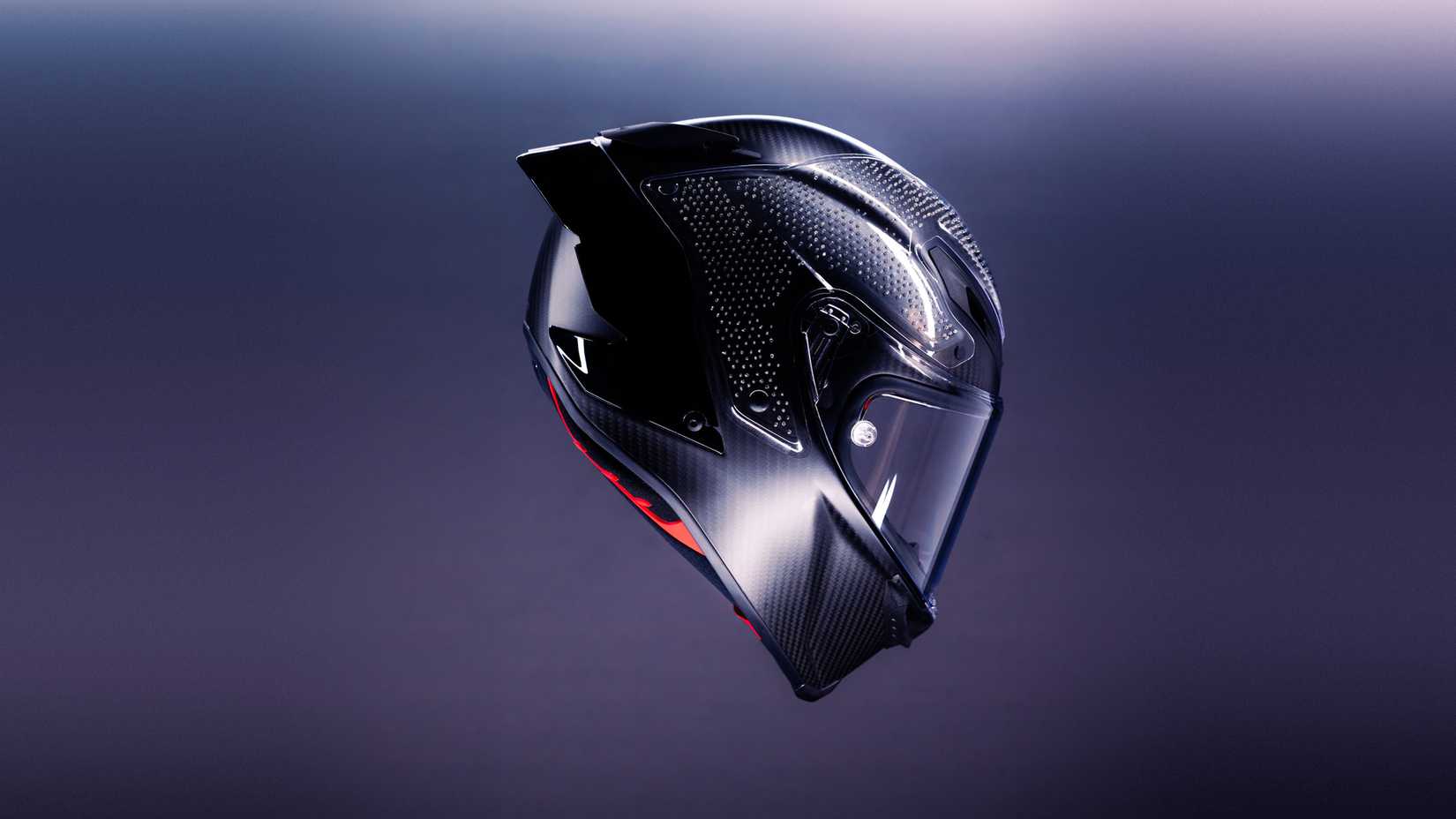 AGV Unveils Pista GP R3
