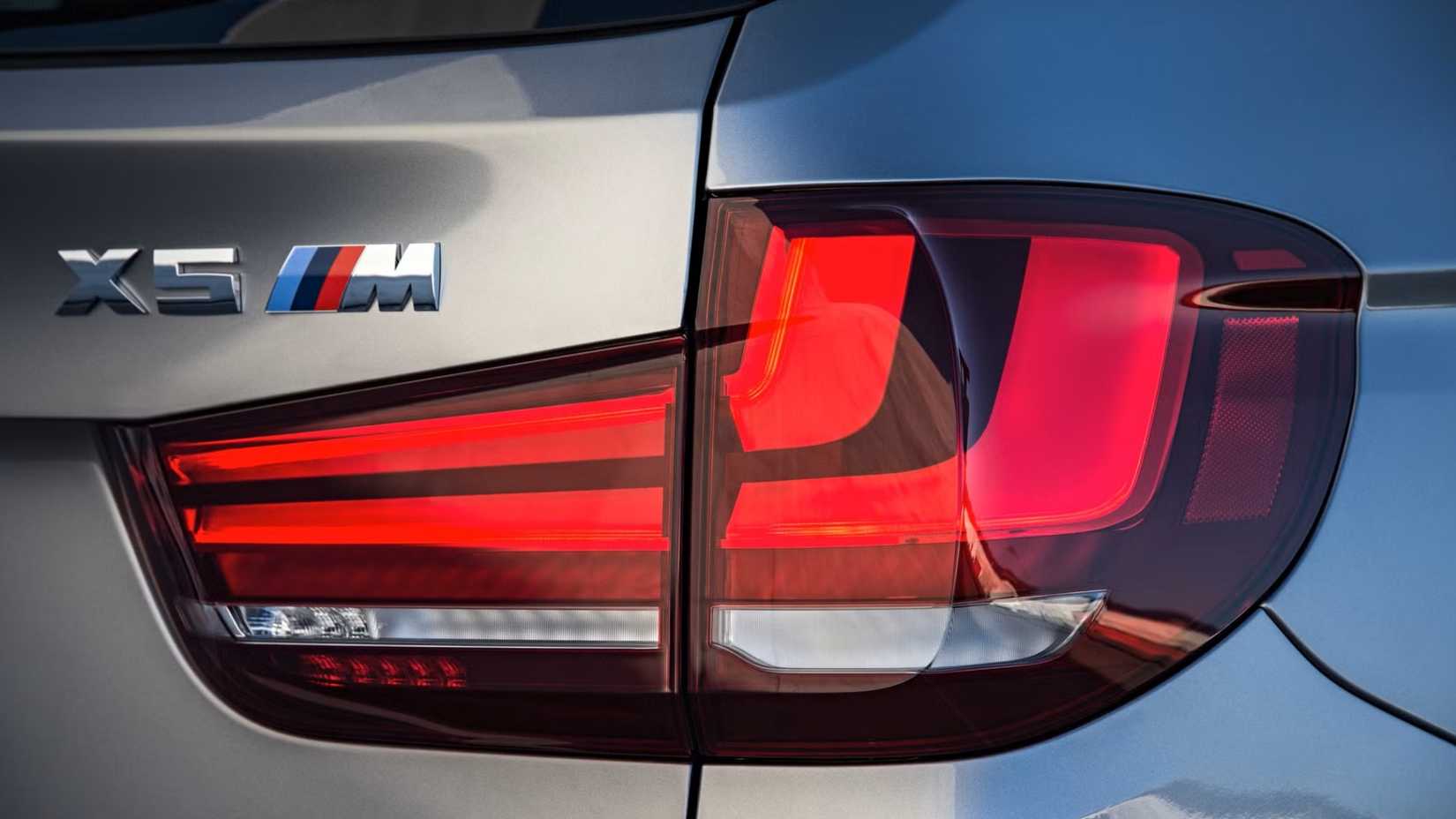This 10-Year-Old 567-HP Luxury SUV Is Now A Used Bargain