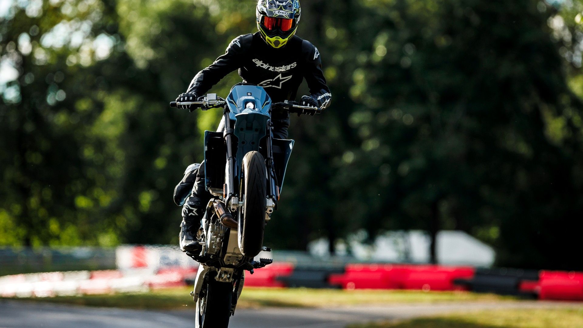 10 Bikes That Turn A Boring Commute Into The Best Part Of The Day