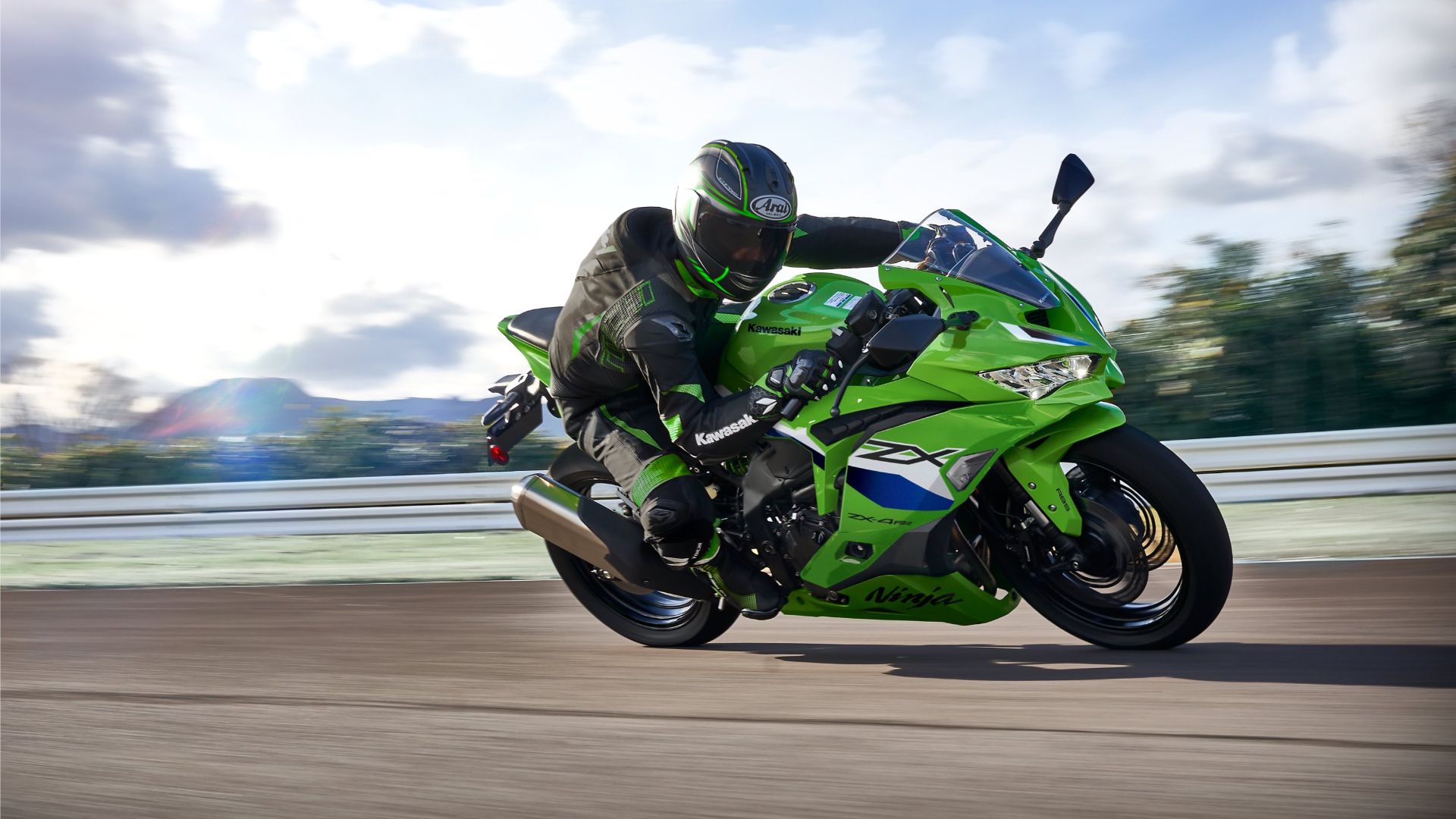 2027 Kawasaki Ninja ZX-4R First Look: Everyday Power, Supersport