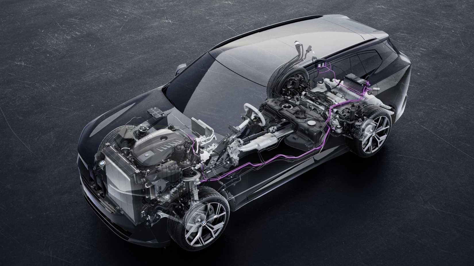 BMW X5 40 xDrive top-down view of the internals