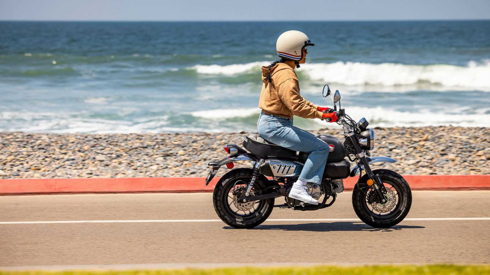 Honda Monkey riding next to the sea