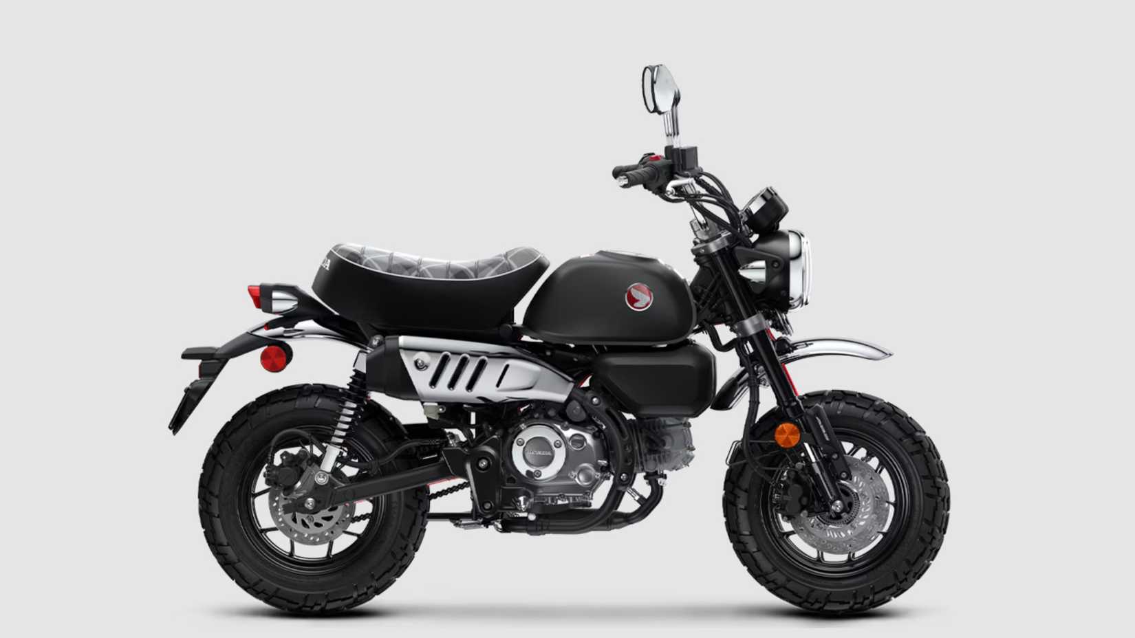 Honda Monkey studio image