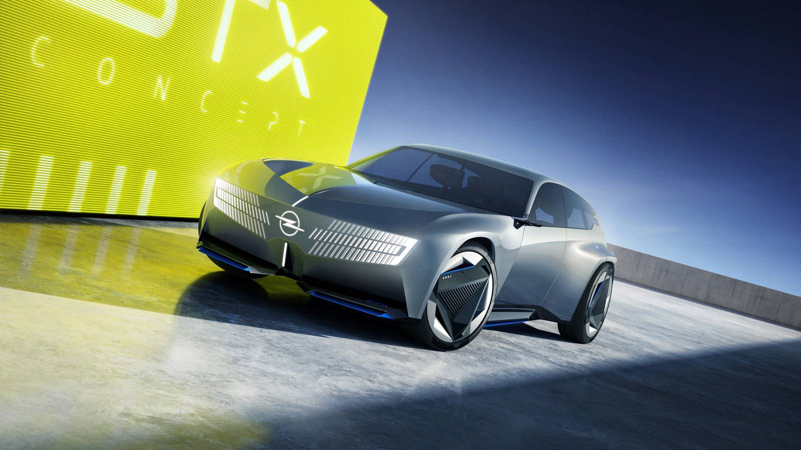 Opel STX Concept: Electric Wagon Previews Next Astra