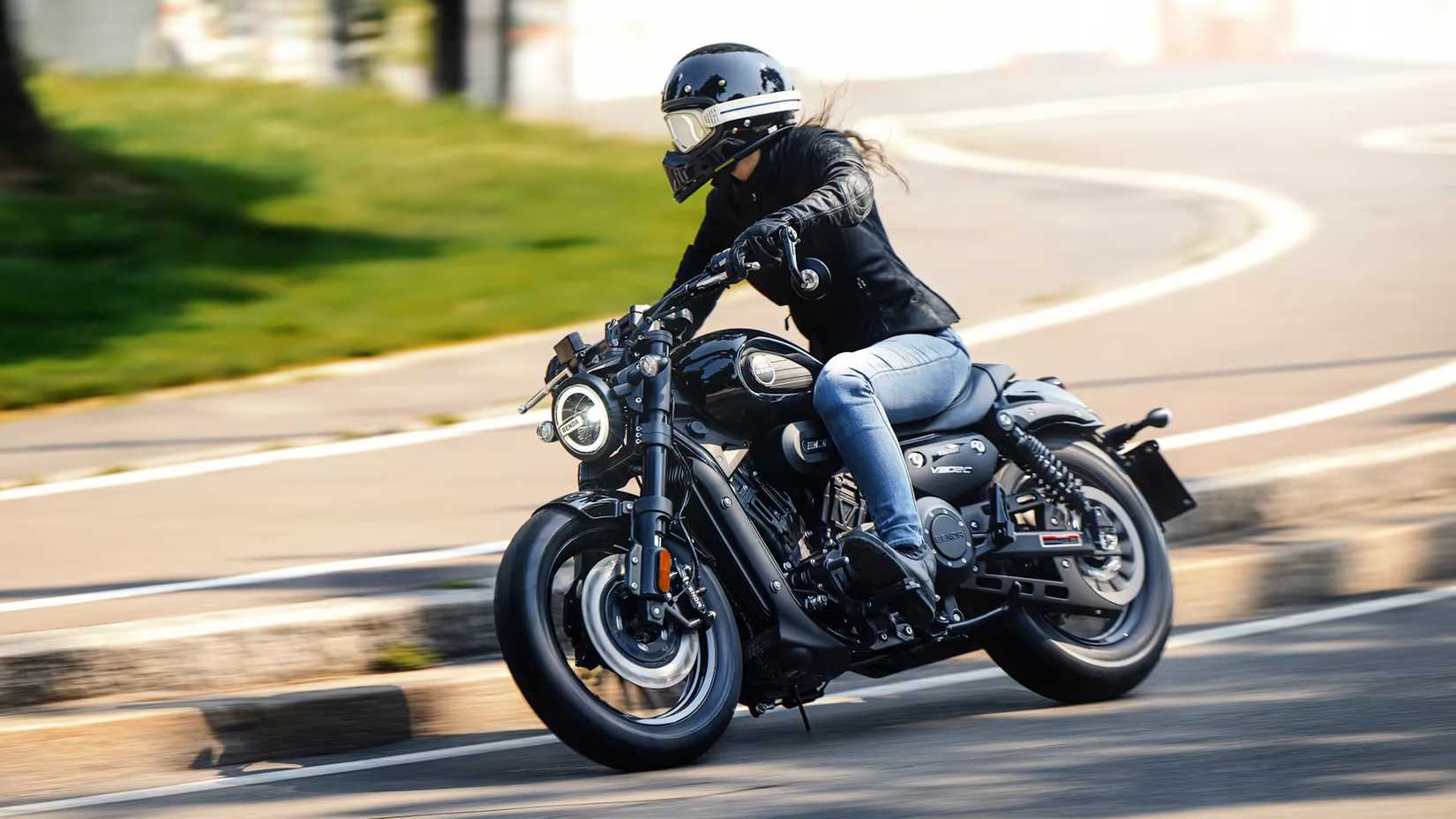 Rider on a 2026 Benda Chinchilla 300 coming out of a twisty cruve