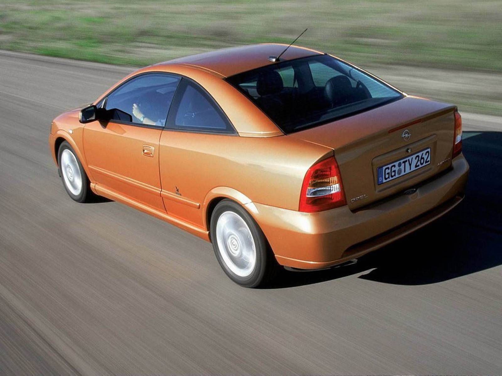 Опель б у москве. Opel Astra Coupe 2000. Opel Astra Coupe 2003. Opel Astra g 2000 купе. Opel Astra Coupe (g) 2000 Coupe.