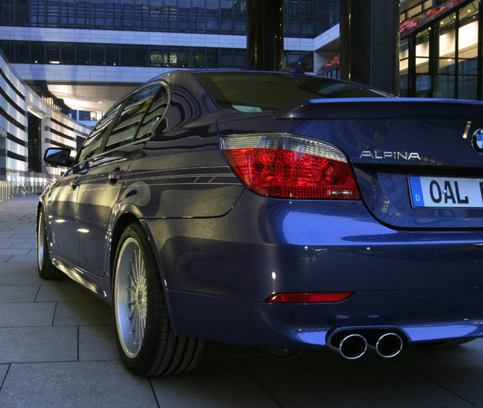 BMW m5 e60 Alpina b5