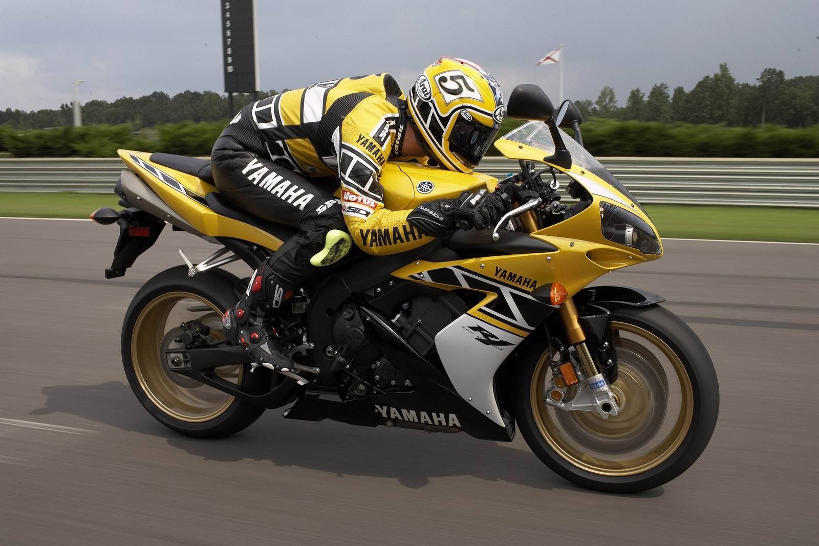 Moto line. Motohub картинка. Гоночный мотоцикл. Шоссейно-линейные гонки на мотоциклах. Moto line.