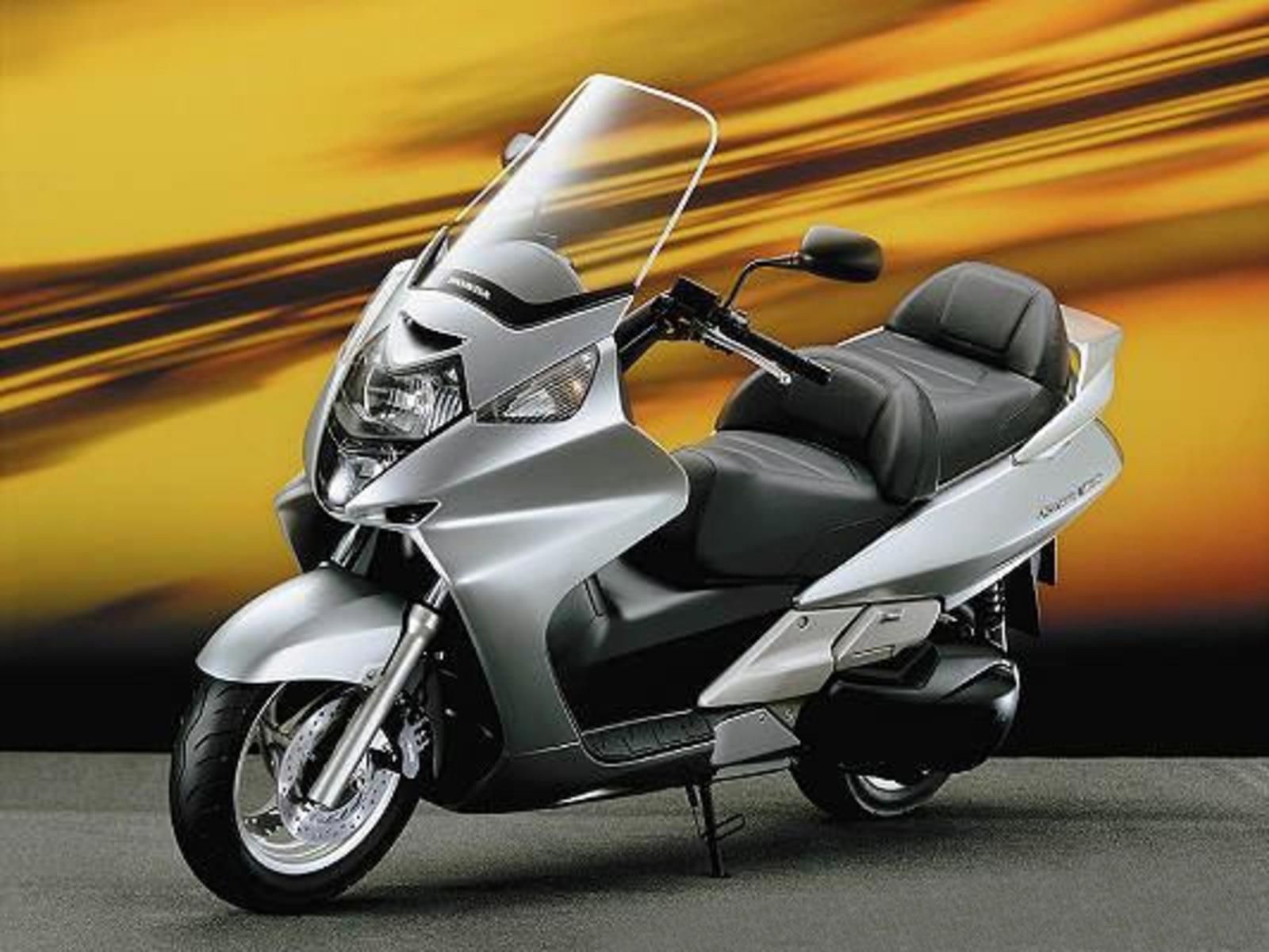 Honda Silver Wing 600