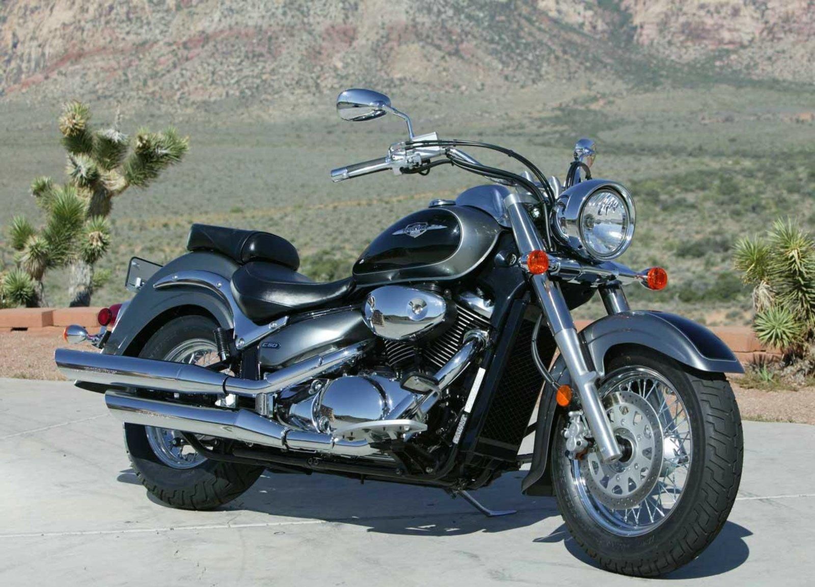 Suzuki Boulevard c50