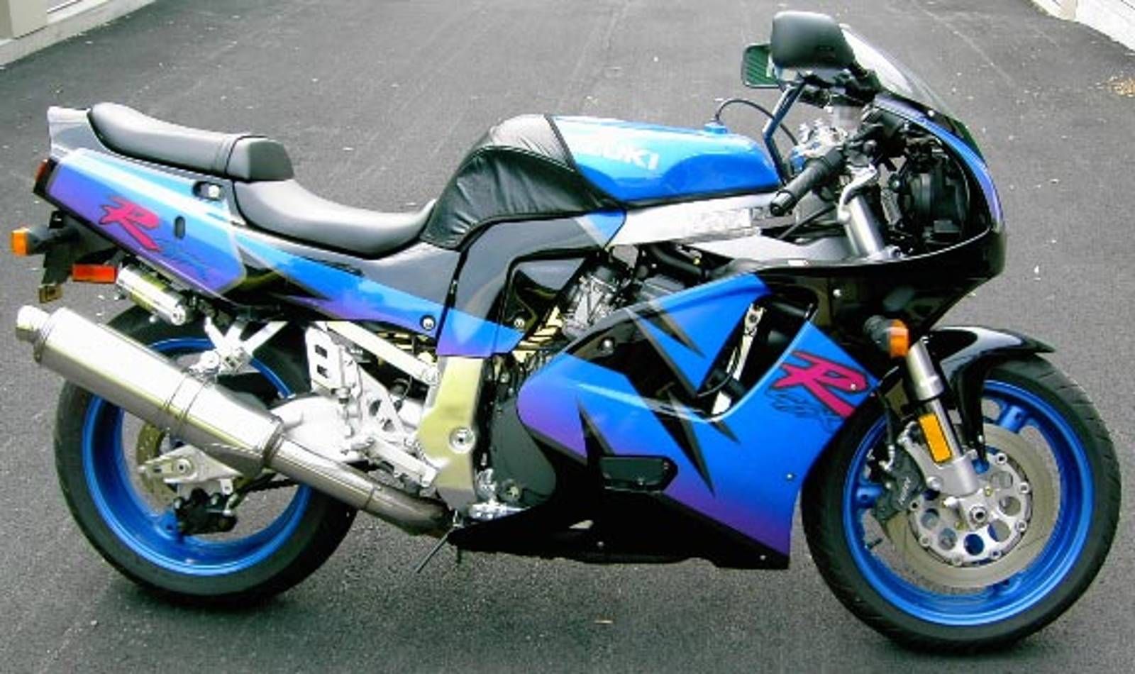 Custom GSX R