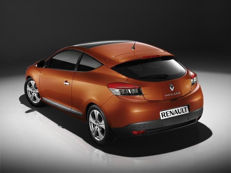 2009 Renault Megane Coupe wallpaper image
