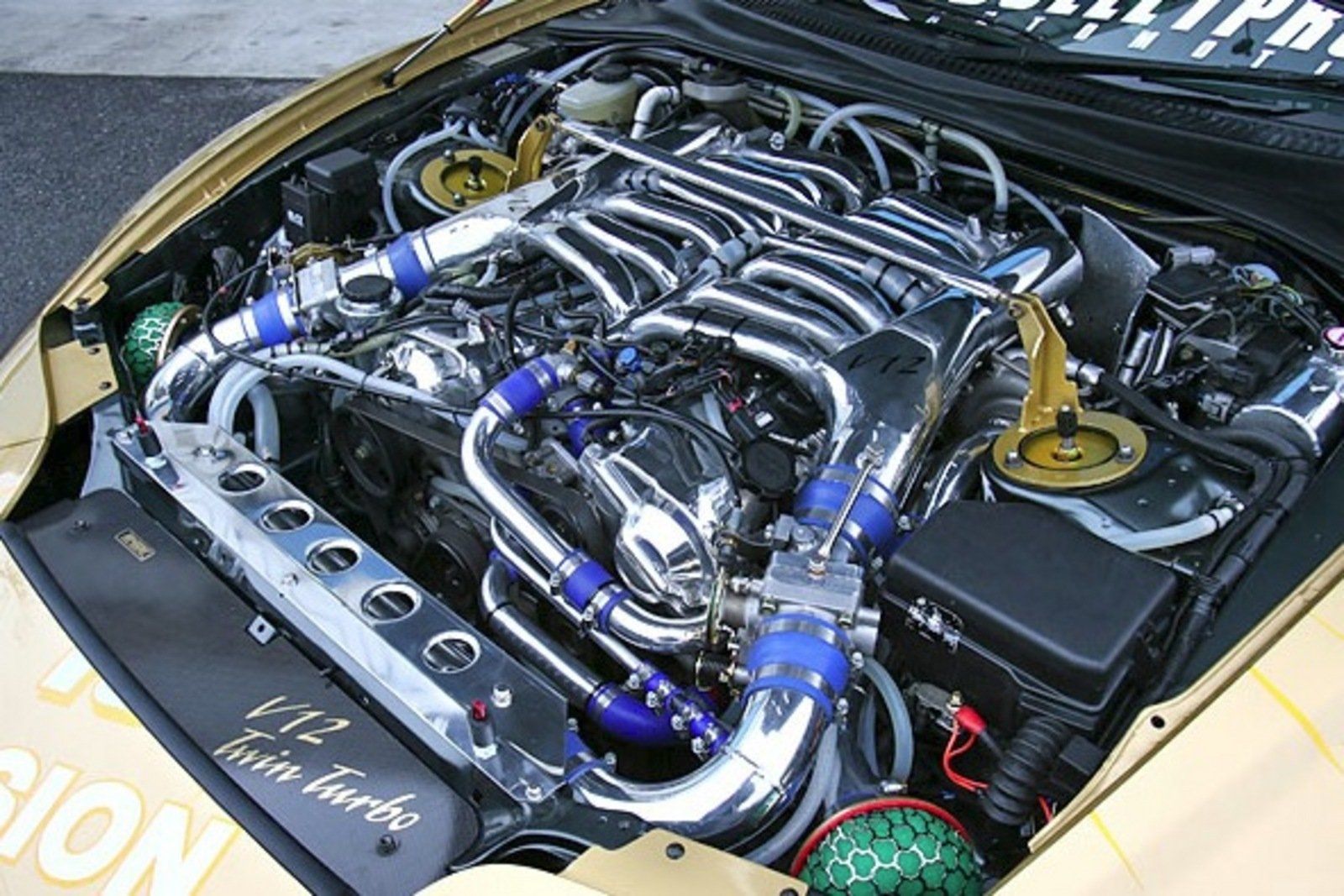 V12 Toyota