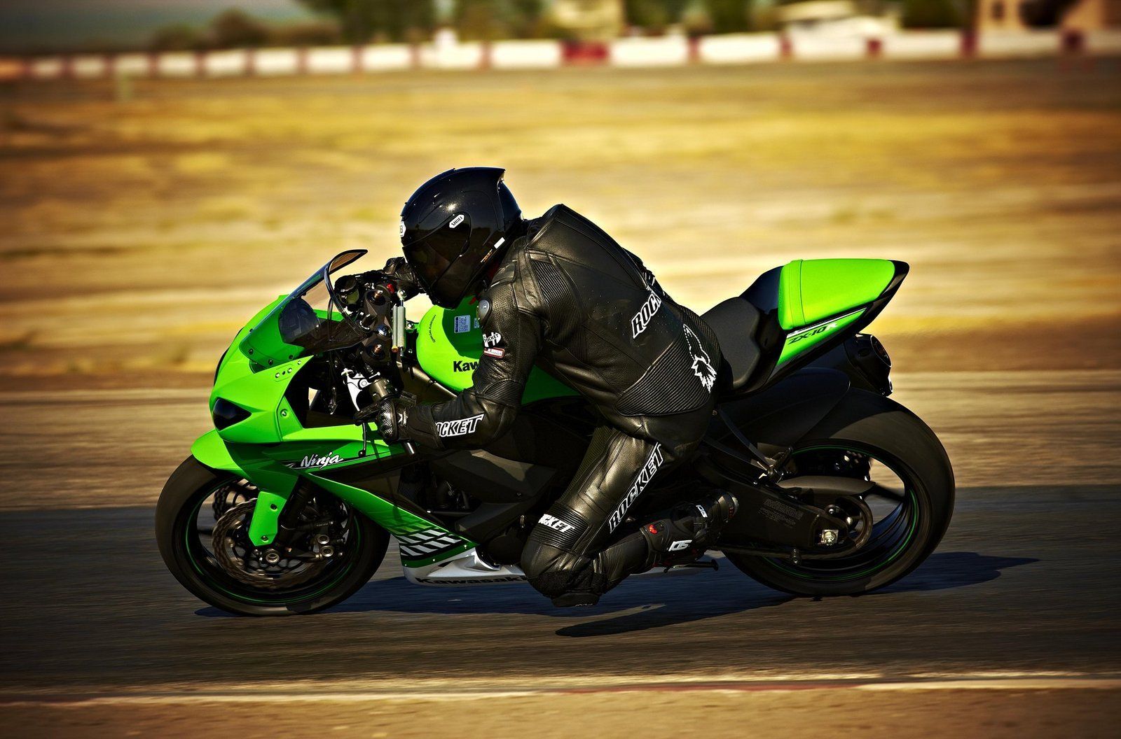 Kawasaki Ninja ZX 10r 2010