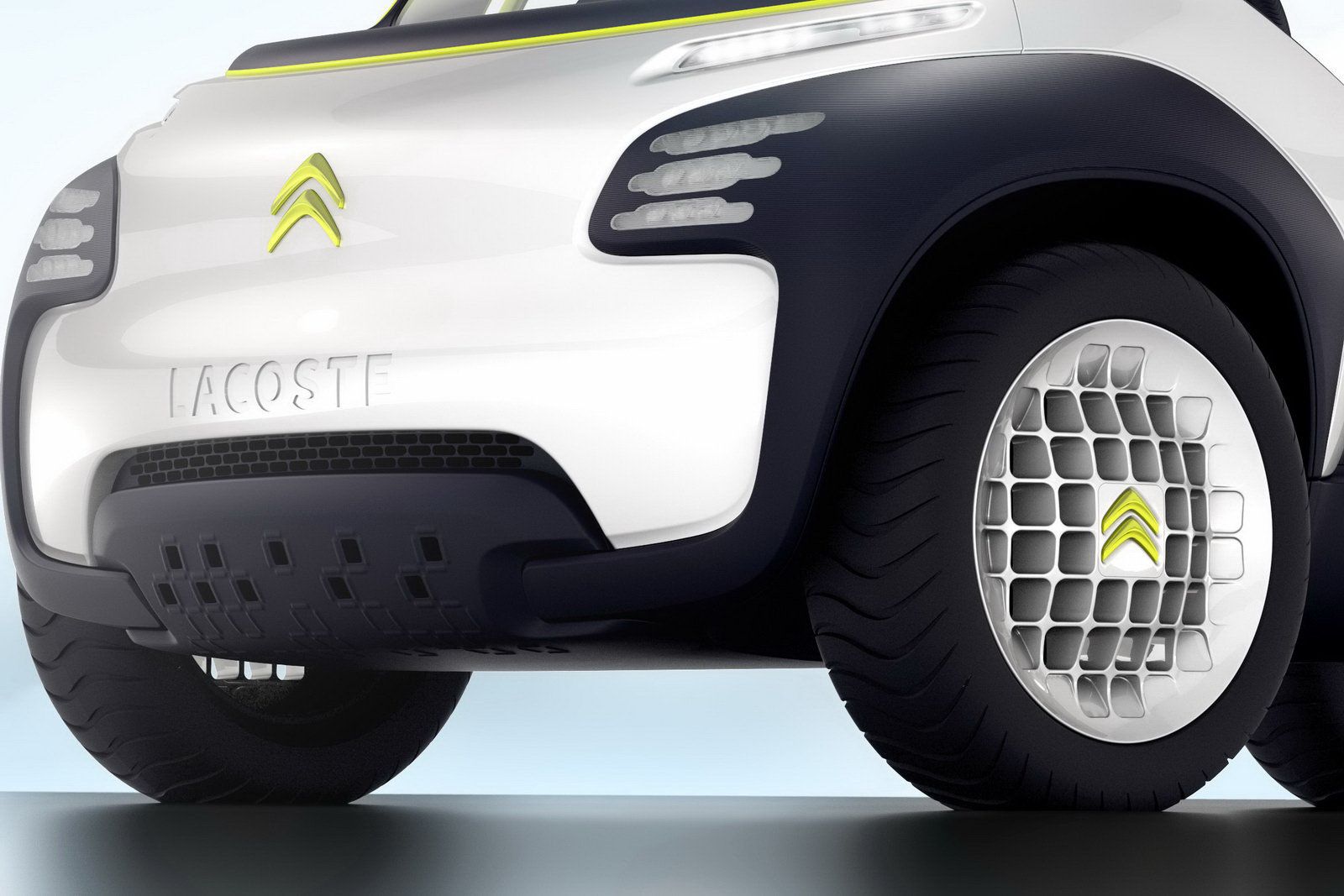 Машина кроссовок. Concept Citroen Lacoste. Lacoste автомобиль. Лакоста в машину. Lacoste в машину.