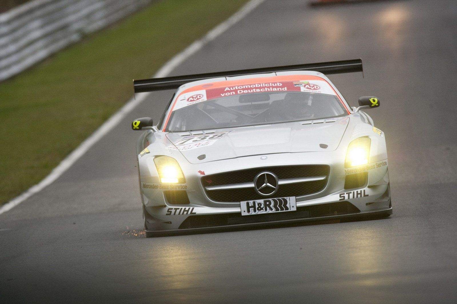 Mercedes SLS gt3