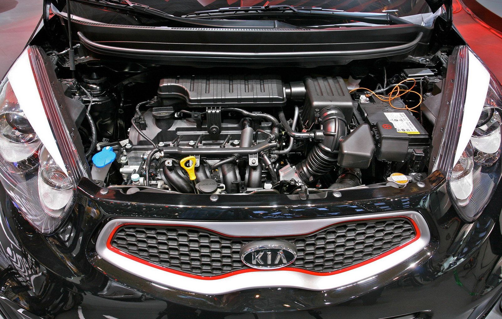 Ремонт двигателя кия. Kia Picanto 3 двигатели. Киа Пиканто 2011 двигатель. Kia Picanto 1 двигатель. Двигатель кия Пиканто 1.1.