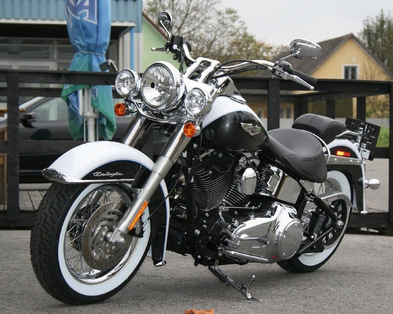 РњРѕС‚РѕС†РёРєР» Harley Davidson FLSTN Softail Deluxe