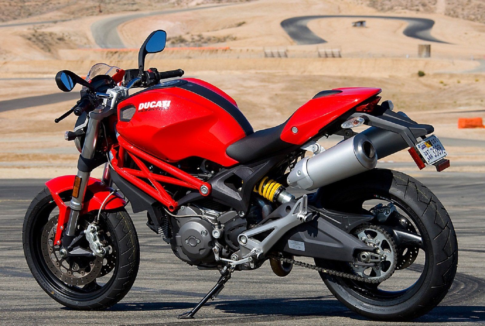 Мотоцикл ducati monster