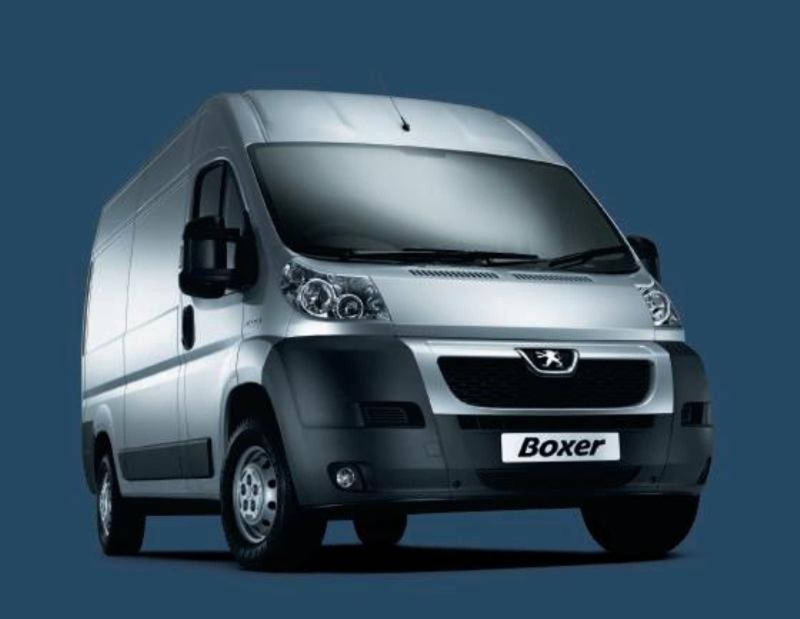 Вес пежо боксер. Peugeot Boxer 2.2 HDI. Пежо боксер 2009. Пежо боксер 2011. Peugeot Boxer 2.5TDI.