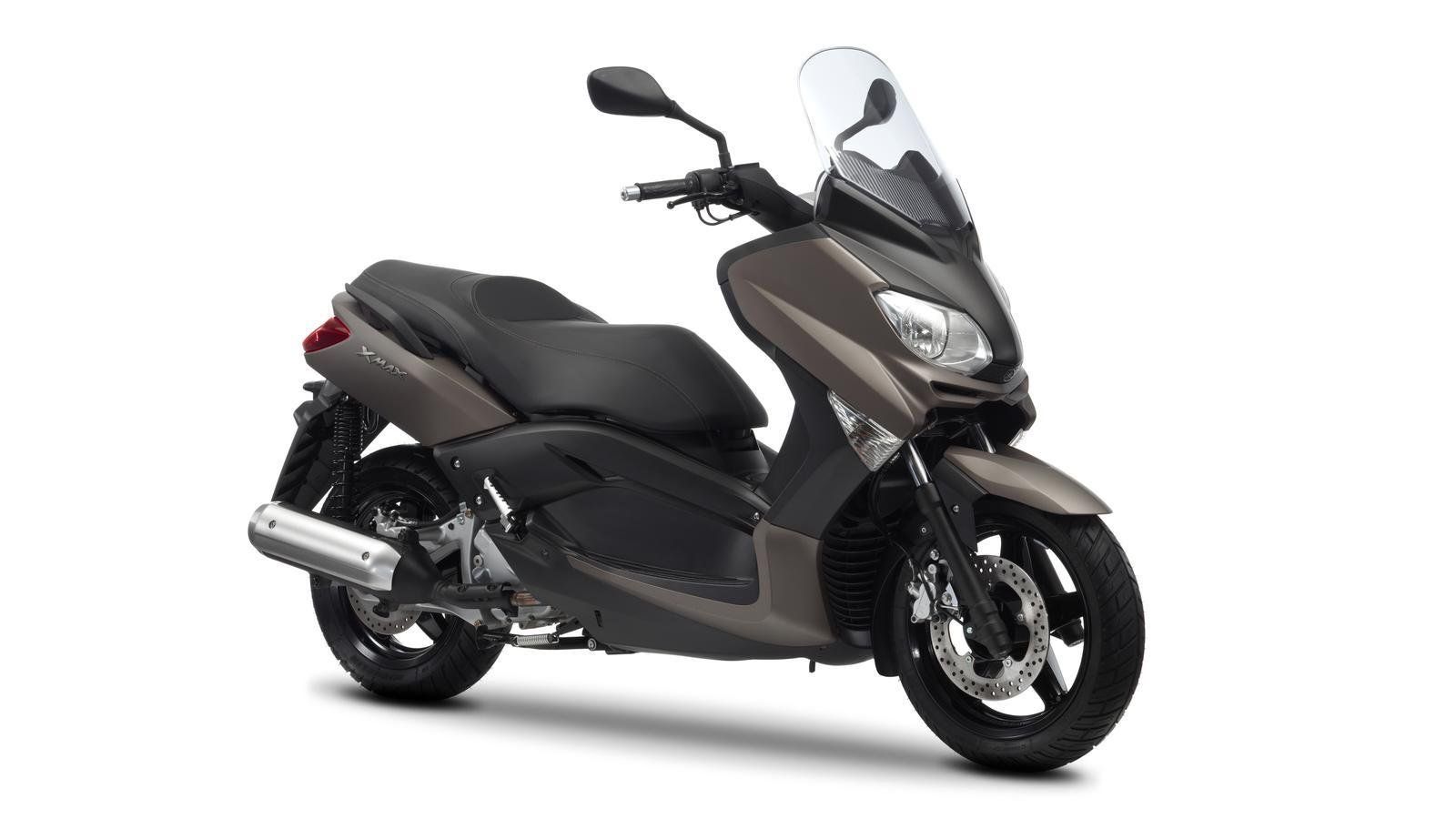 Характеристика ямаха. Yamaha x Max 250. Скутер Momo Yamaha XMAX 250. Скутер Yamaha x-Max 125. Yamaha 250 Scooter.