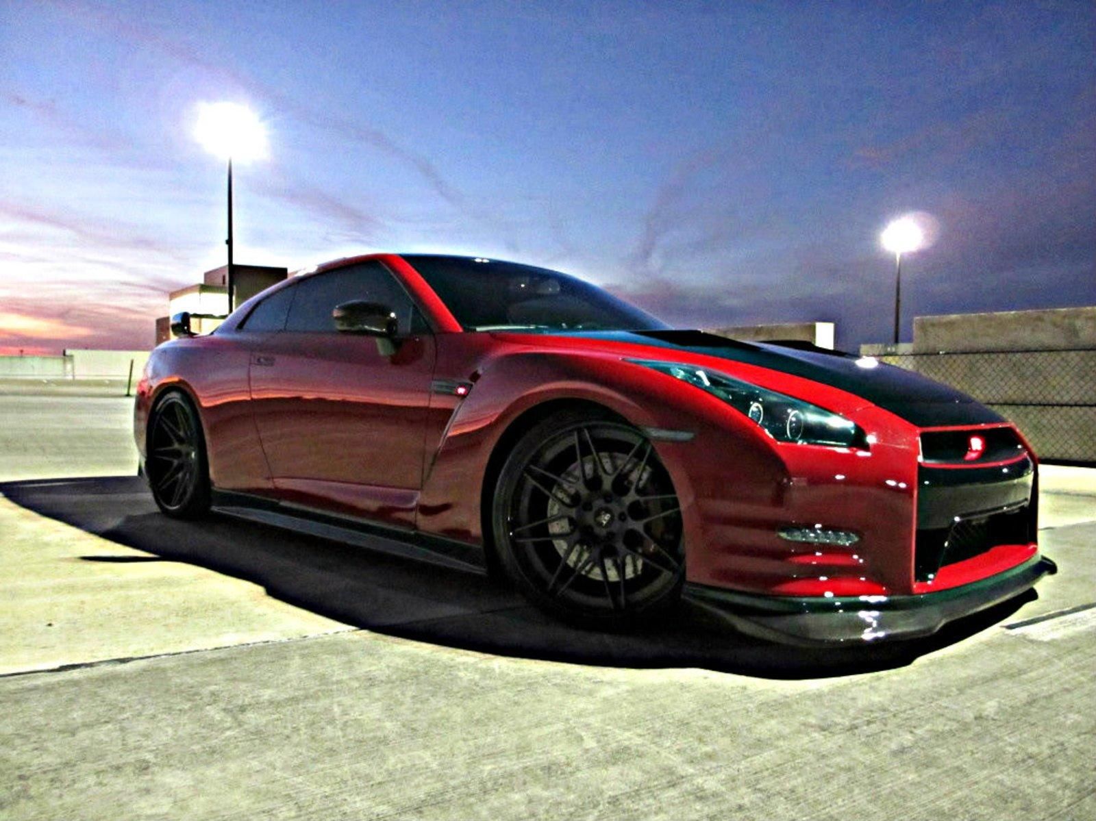 Nissan GTR r35 Red Katana