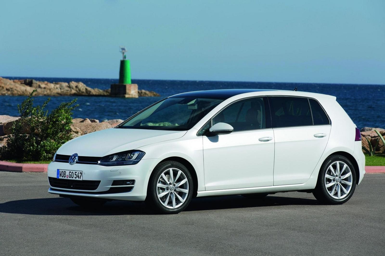 Фольксваген гольф 7. VW Golf 7. Volkswagen гольф 7. Volkswagen Golf 7 TSI. Volkswagen Golf VII белый.