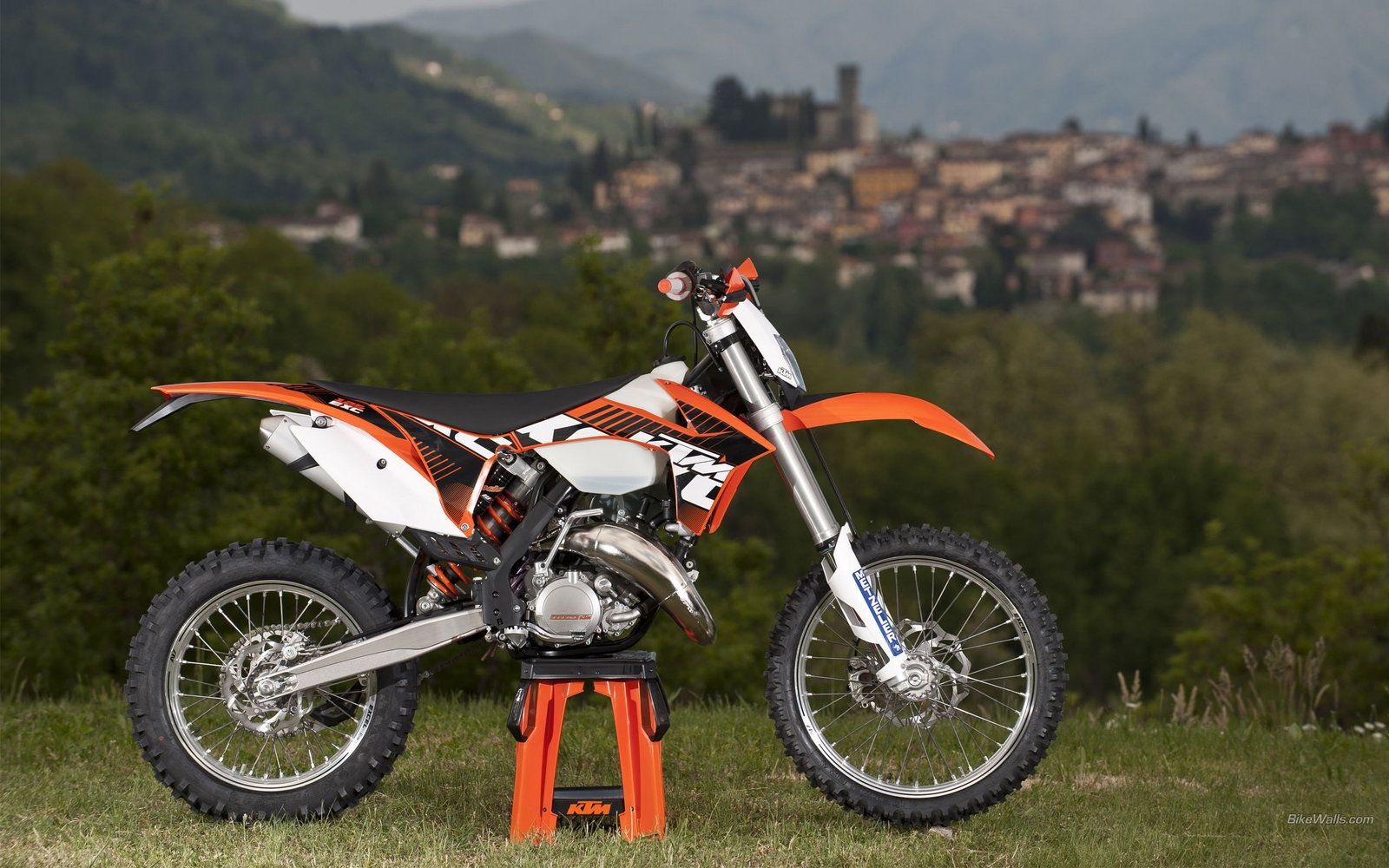 KTM EXC 125 Wallpaper